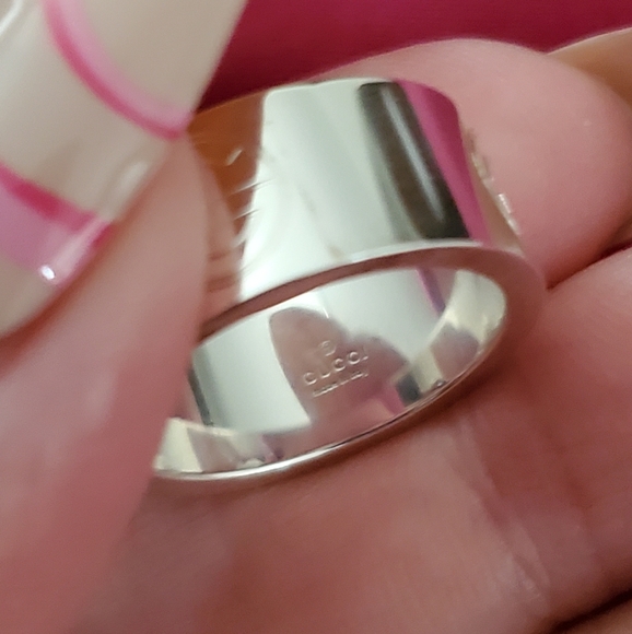 NWT GUCCI Silver Ring with Original Box and Pouch - Picture 8 of 10